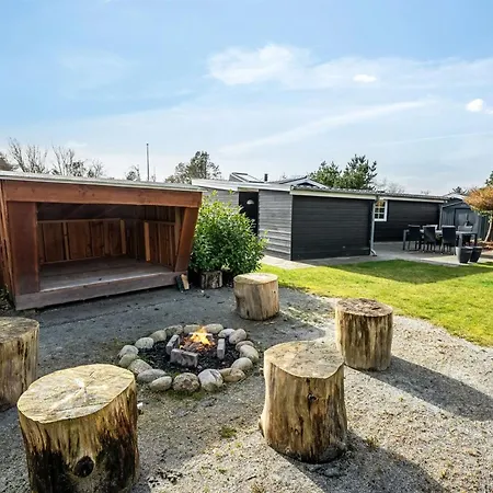 Ludvika - 300m To The Fjord By Interhome
