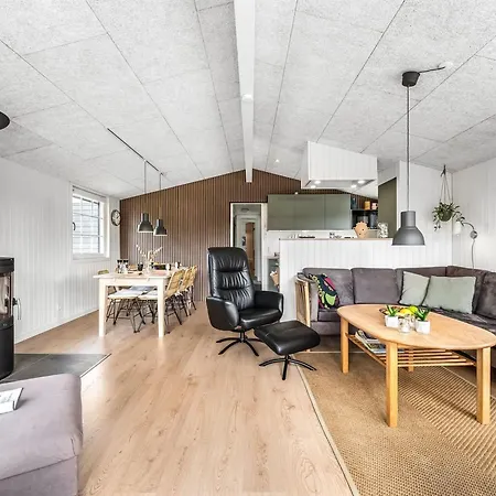 Ludvika - 300m To The Fjord By Interhome *