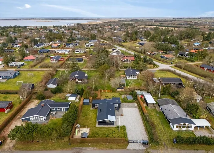 Ludvika - 300m To The Fjord By Interhome *